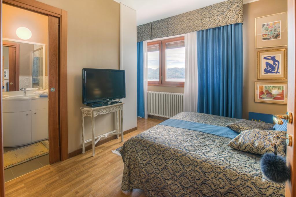 Bed and Breakfast La Volpe Dorata à Stresa Extérieur photo